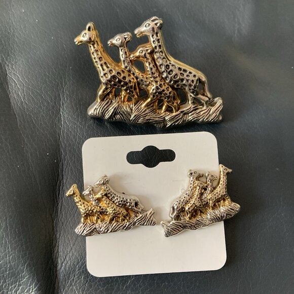 Vintage Silver & Gold Two Tone Giraffe Herd Safari Pin Brooch & Earrings Bosi - Picture 2 of 10